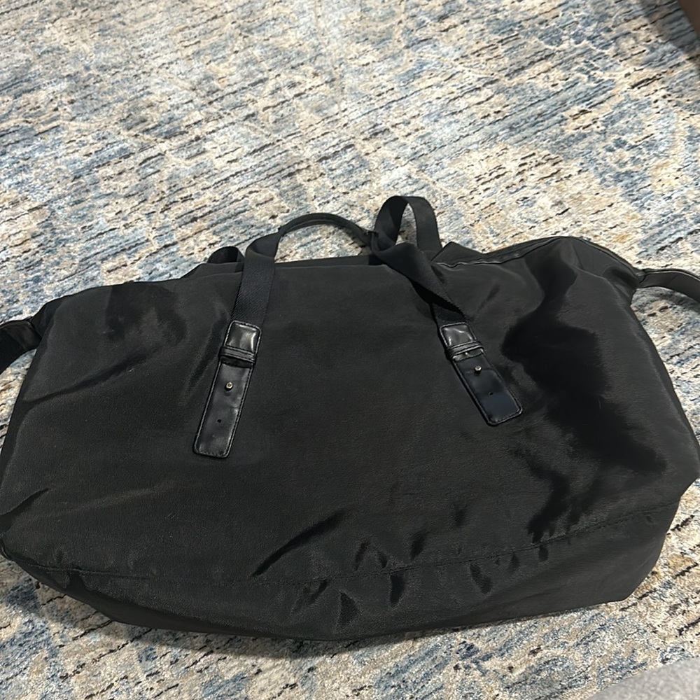 Versace Weekender - Picture 4 of 8